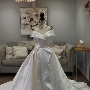 Justin Alexander Wedding Dress
